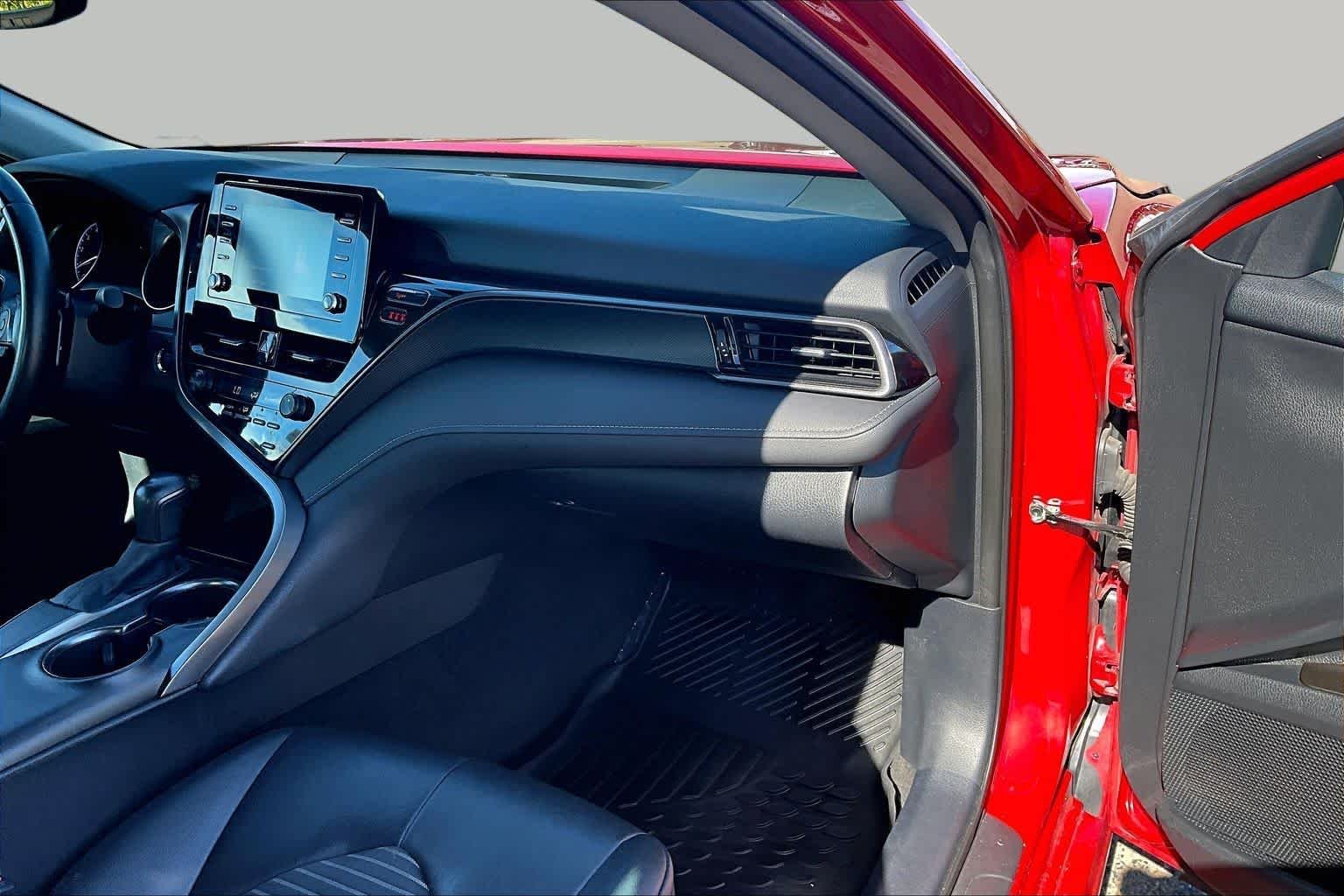 Used 2021 Supersonic Red Toyota SE image 18