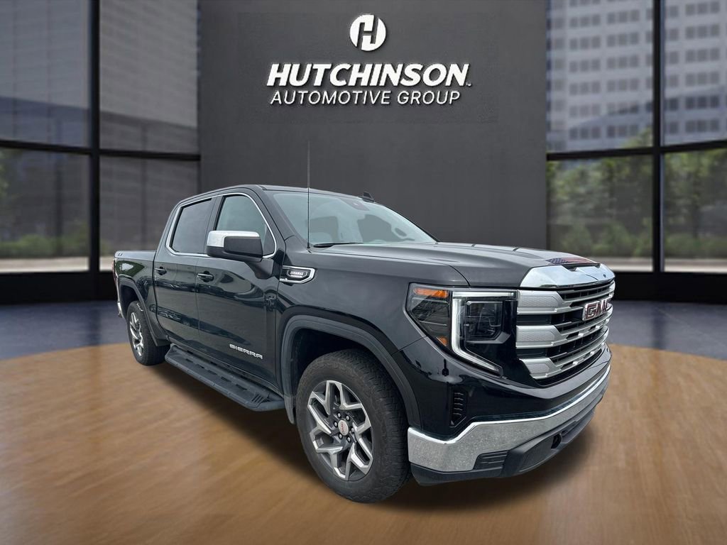 2025 GMC Sierra 4WD Crew Cab Short Box SLE's photo
