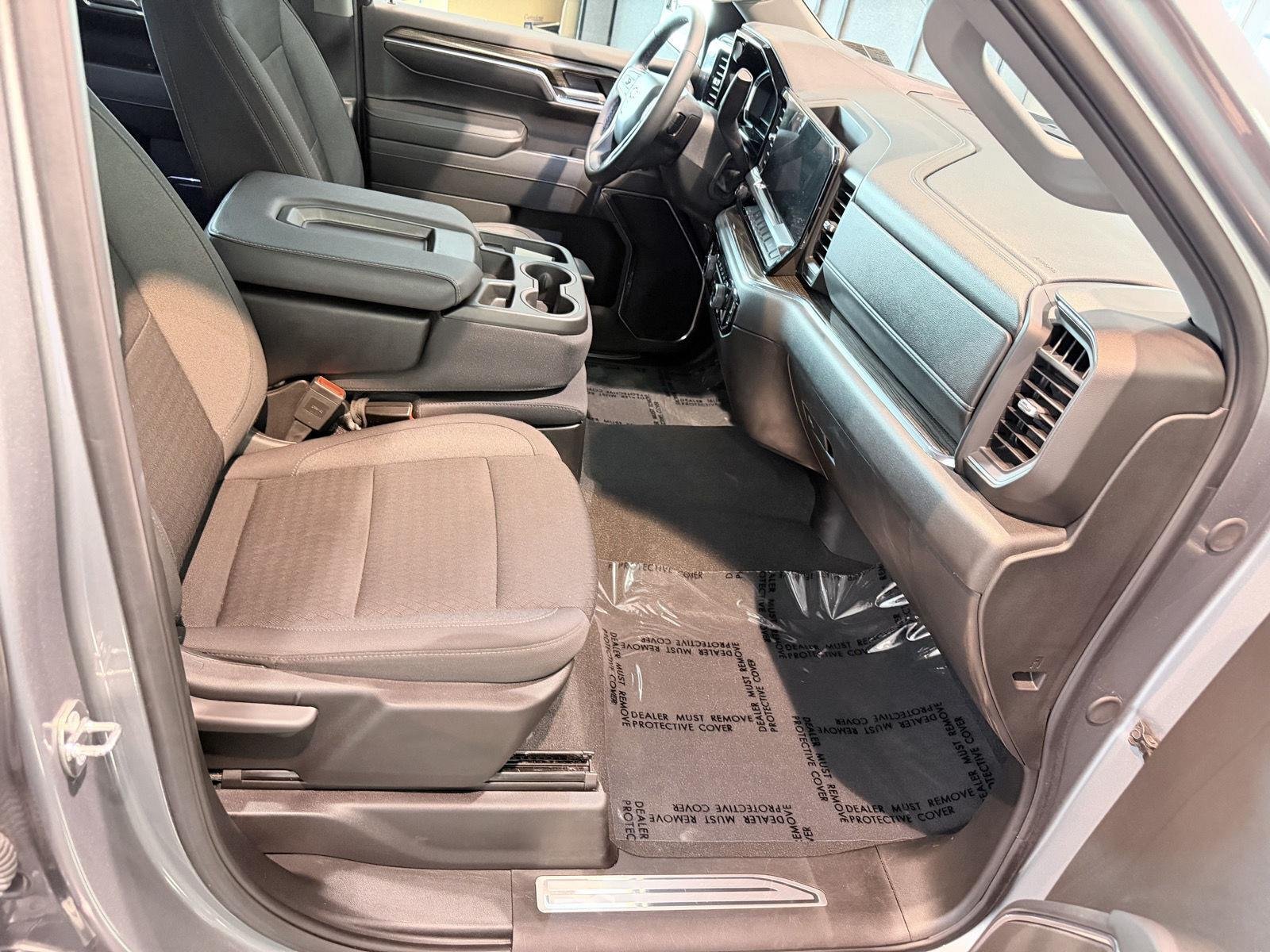 2024 Chevrolet Silverado 1500 LT - Photo 29
