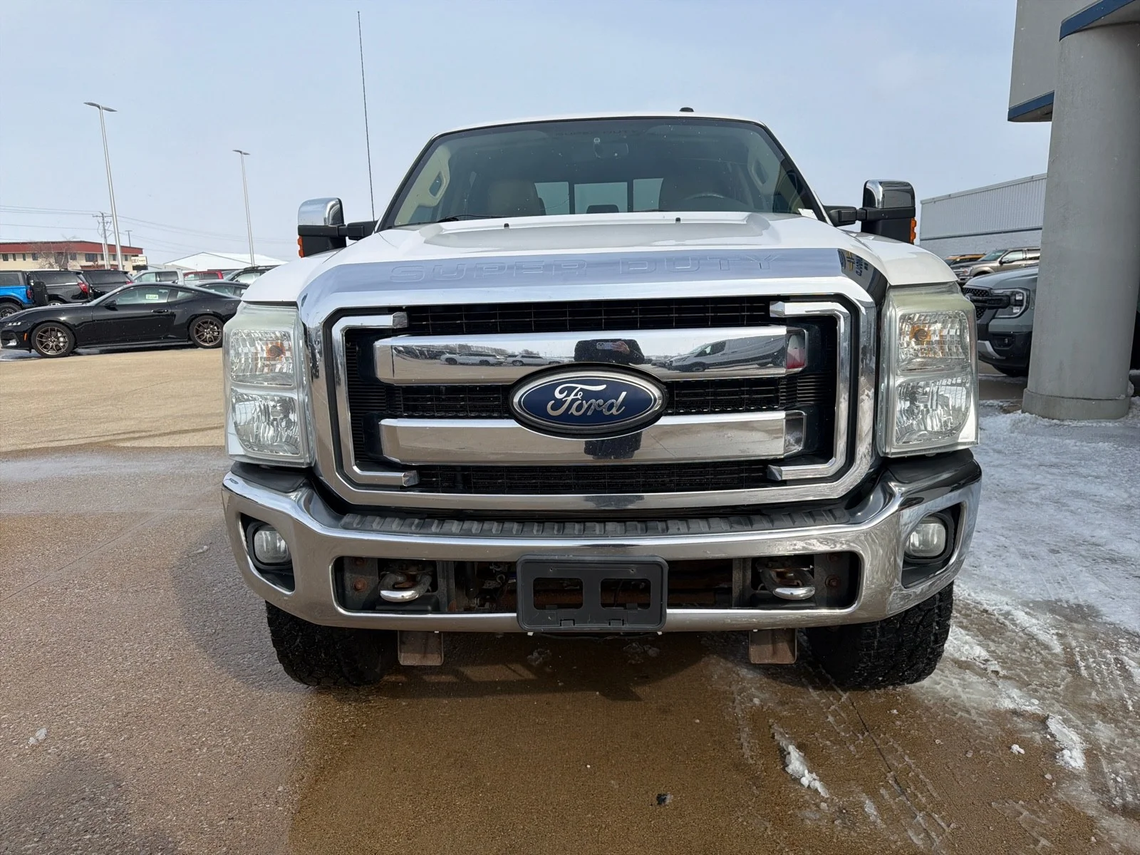 Used 2011 White Ford Lariat image 3