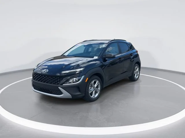 Used 2023 Black Hyundai SEL image 3