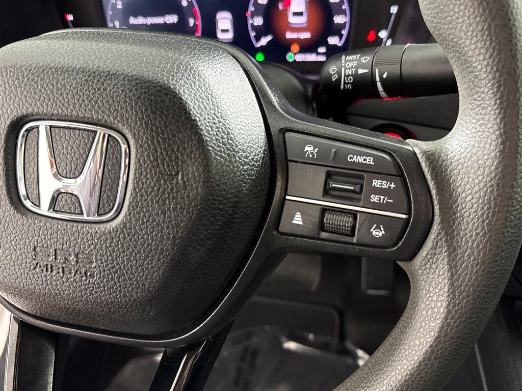 Used 2024 White Honda LX image 32