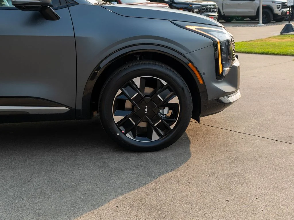 New 2026 Shadow Matte Gray Kia SX Prestige image 35