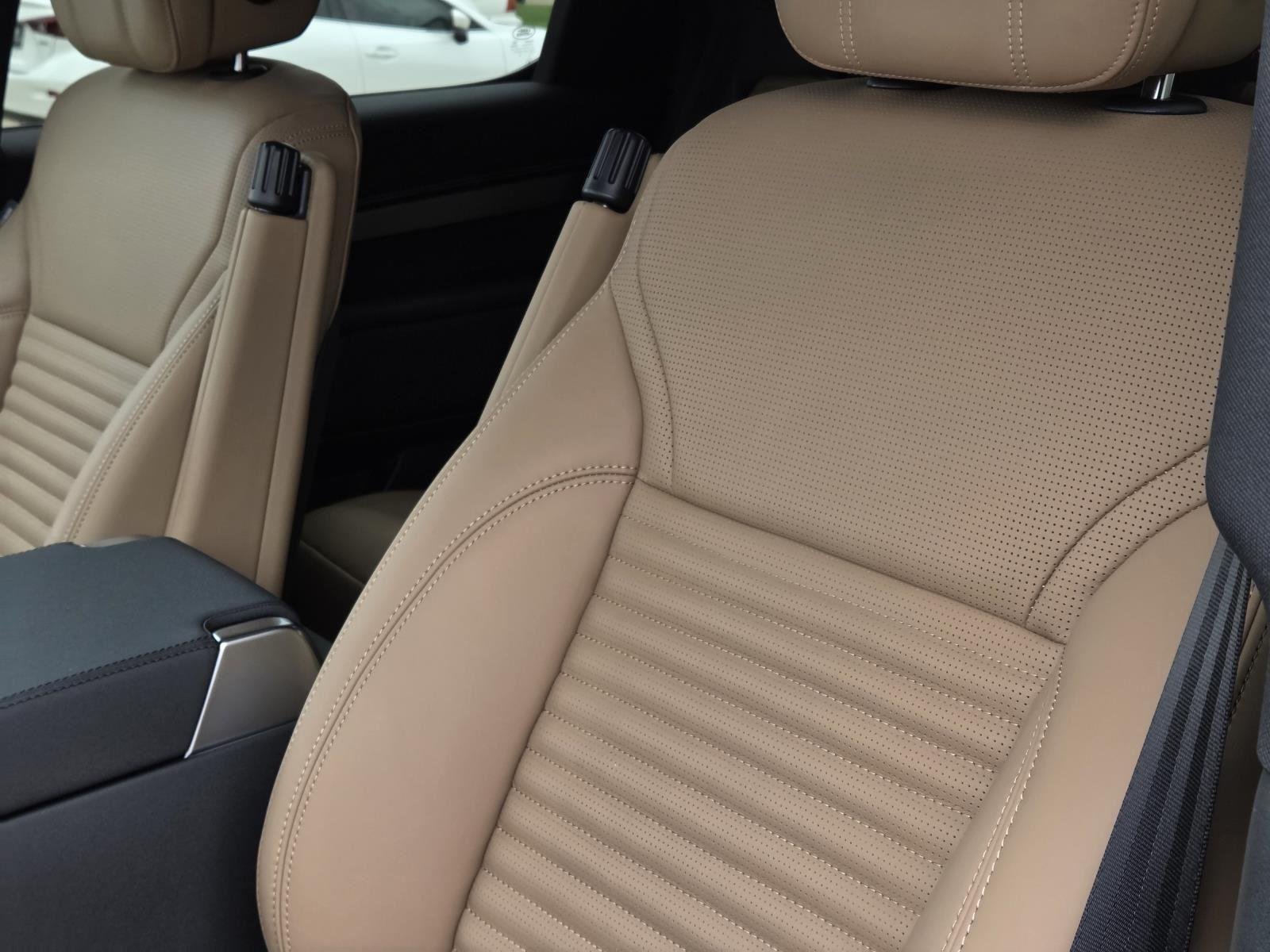New 2026 Sedona Red Land Rover Gemini Edition image 33
