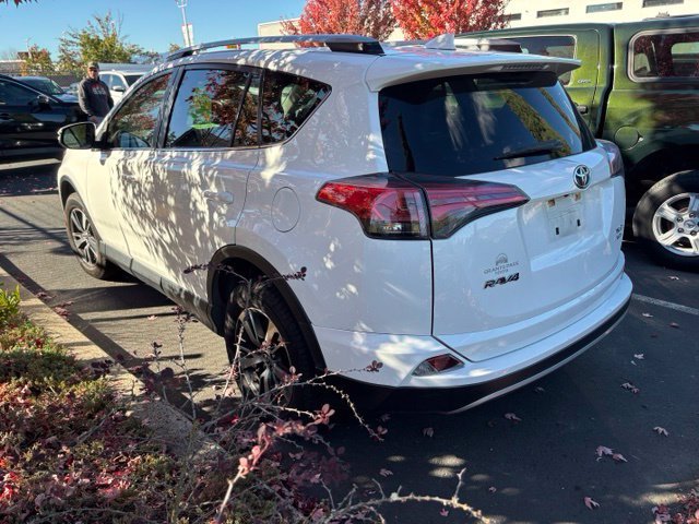 Certified Used 2018 White Toyota XLE image 3