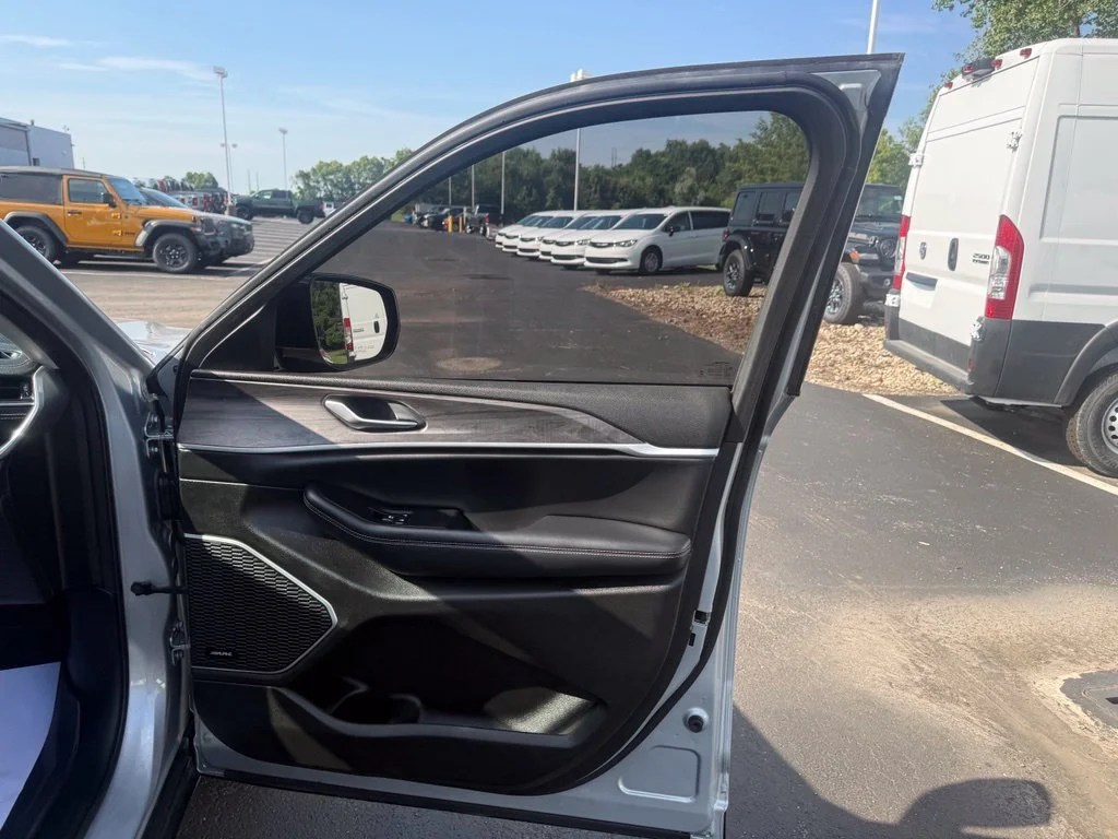 Certified Used 2021 Silver Zynith Jeep Limited image 59