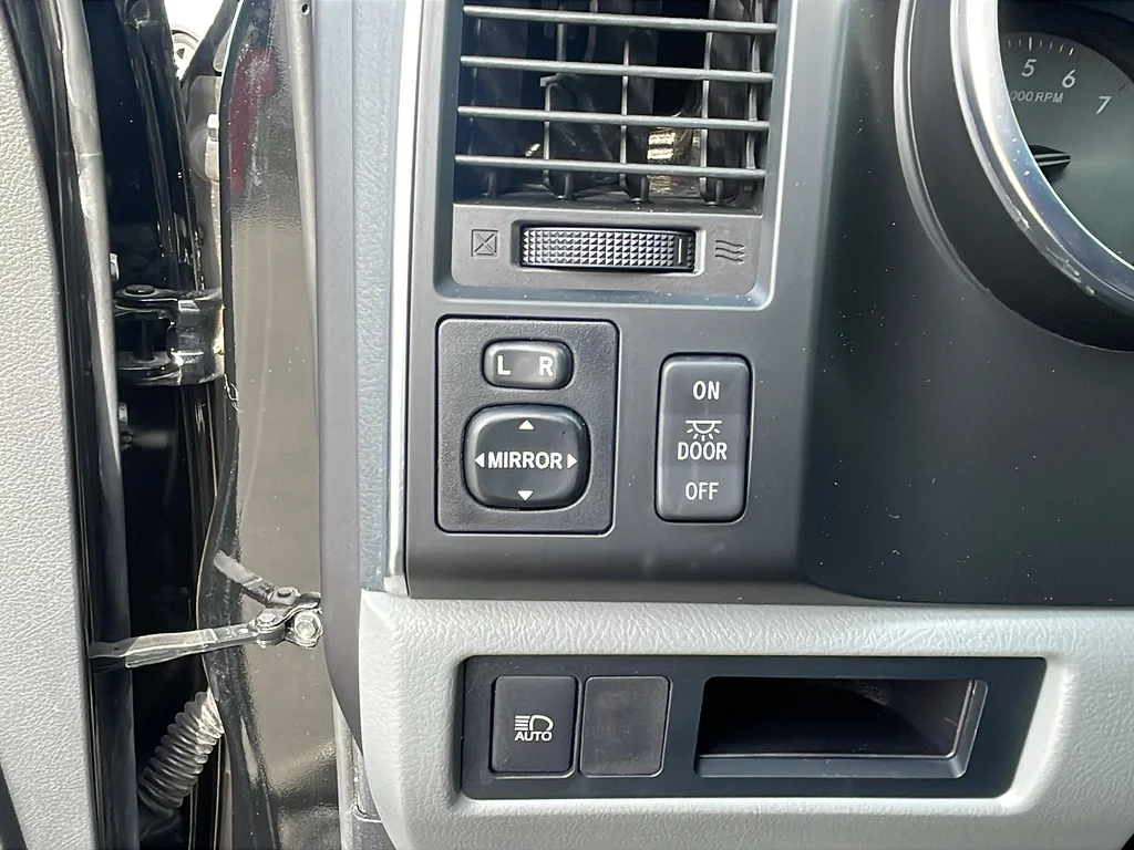 Used 2022 Black Toyota SR5 image 19