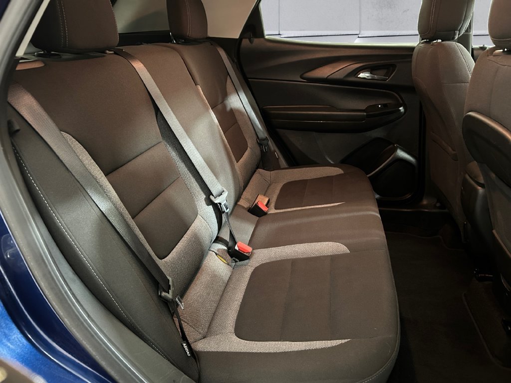 Used 2022 Blue Chevrolet LT image 16