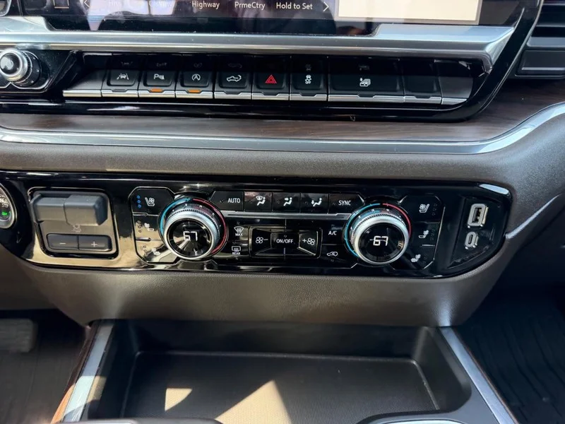 Certified Used 2024 Metallic GMC SLT image 15
