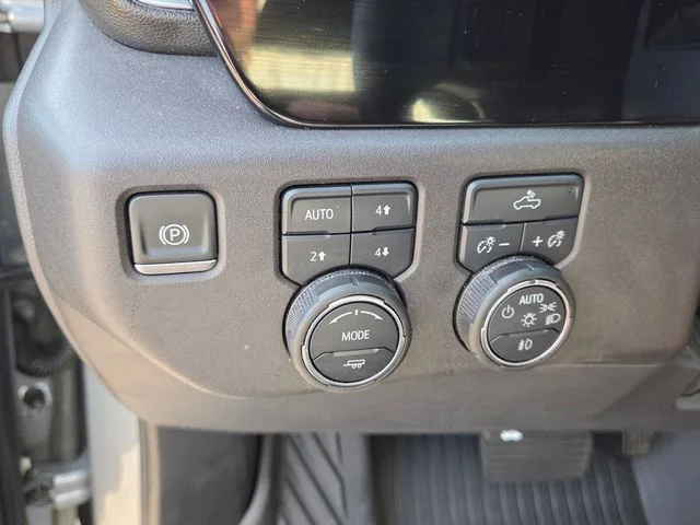 Used 2025 Gray Chevrolet LT Trail Boss image 27