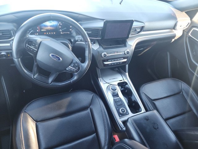 Used 2020 Black Ford XLT image 12