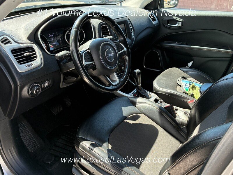Used 2020 Billet Silver Metallic Jeep Latitude image 4
