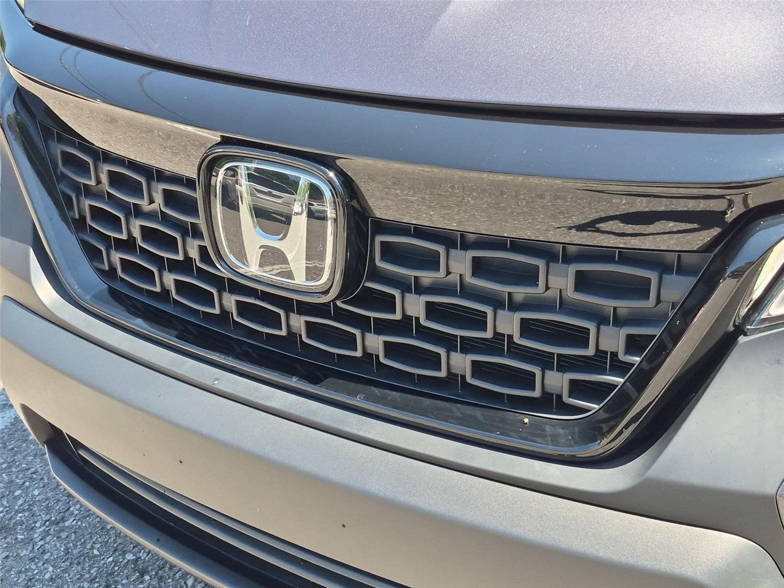 Used 2020 Modern Steel Metallic Honda Touring image 14