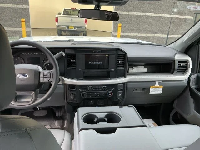 New 2026 Oxford White Ford XL image 18