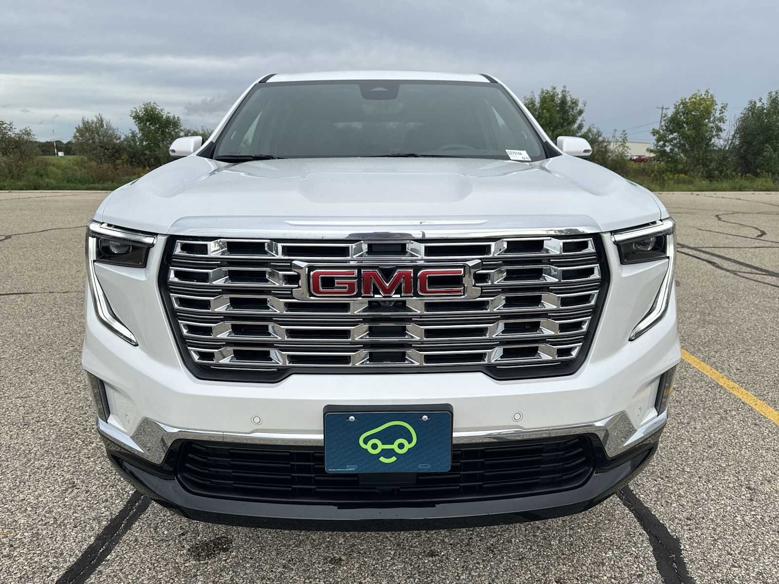 Certified Used 2024 White Frost Tricoat GMC Denali image 2