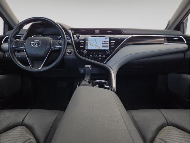 Certified Used 2018 CELESTIAL SILVER Toyota  image 16