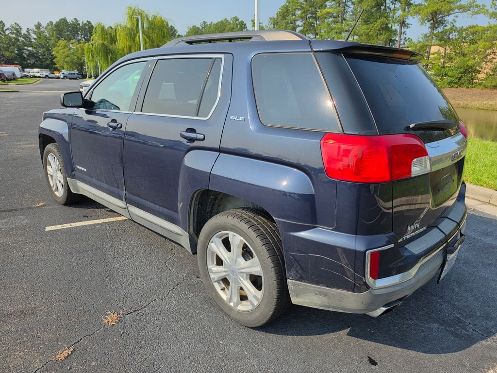 Used 2017 Blue GMC SLE-2 image 4