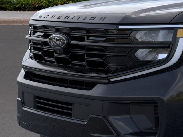 New 2026 Agate Black Metallic Ford Platinum image 17