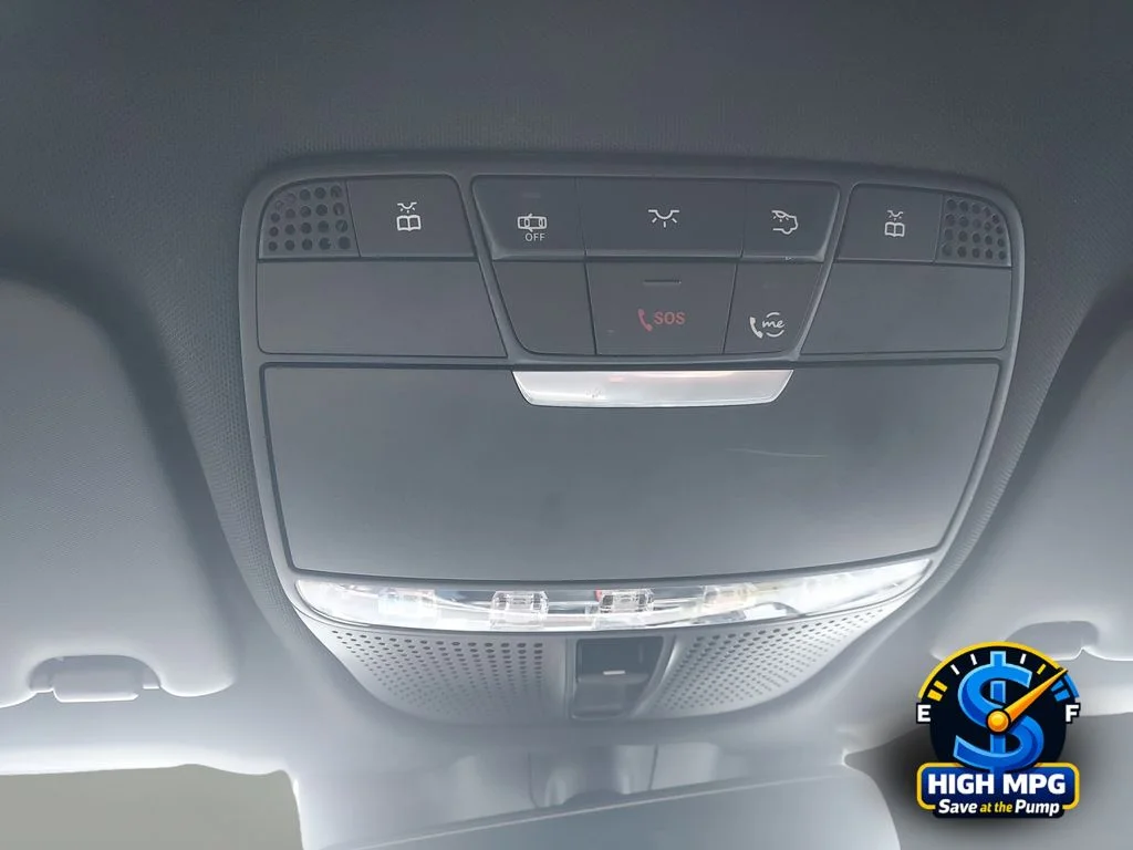 Used 2020 Silver Mercedes-Benz GLC 300 image 11
