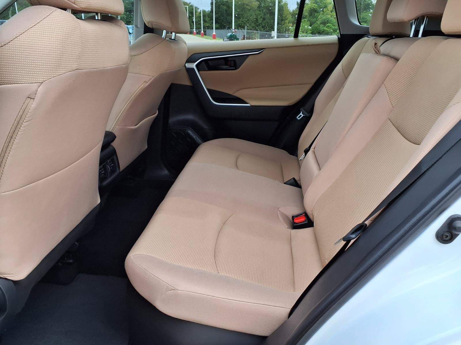 Certified Used 2025 Ice Toyota LE image 18