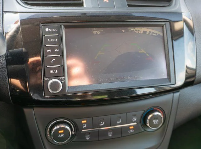Used 2019 White Nissan S image 25