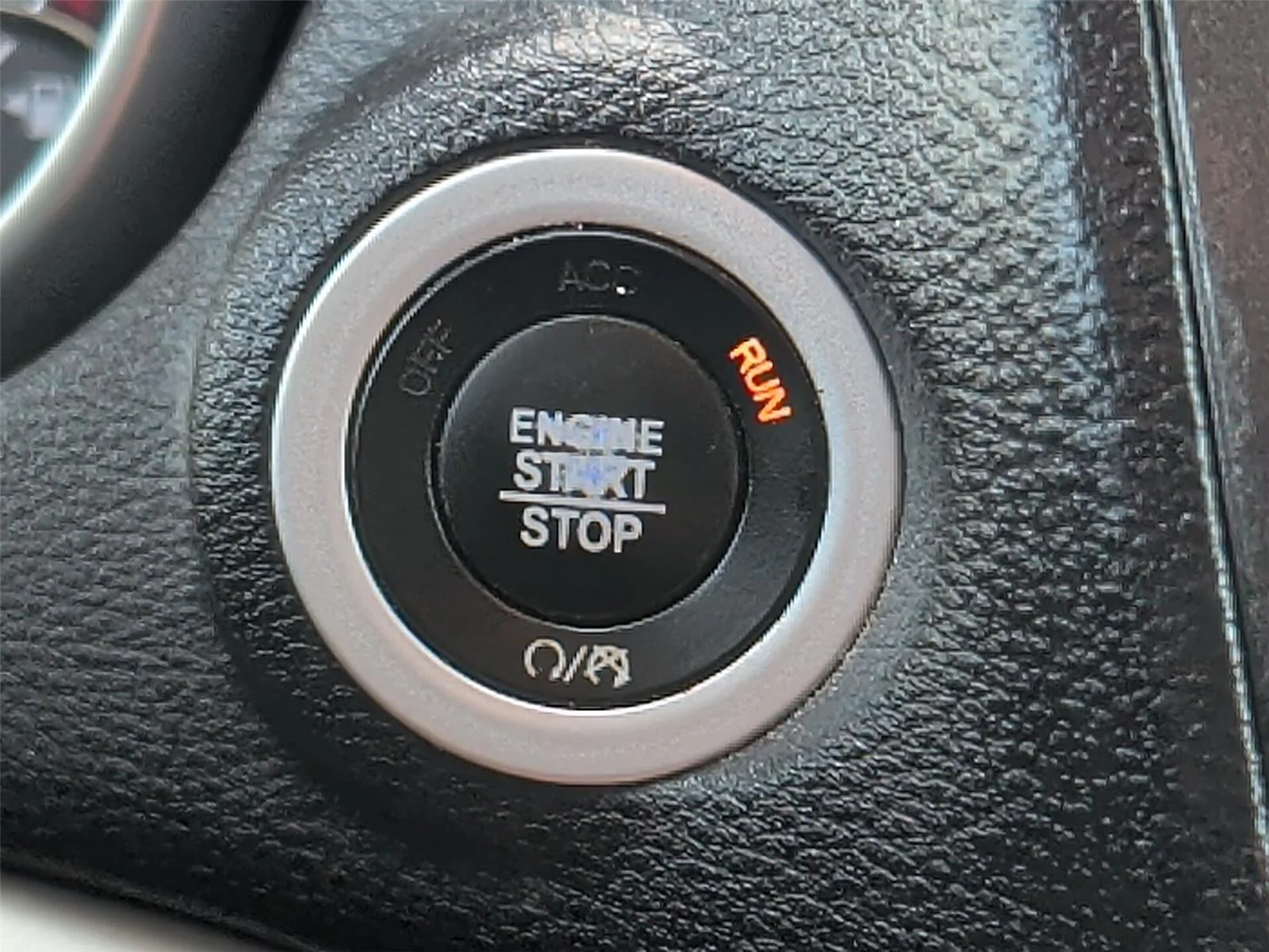 Used 2017 Contusion Blue Pearlcoat Dodge SE image 23