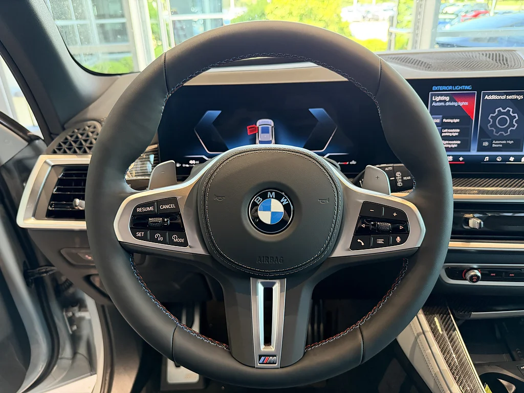 New 2026 Brooklyn Grey Metallic BMW M60i image 9