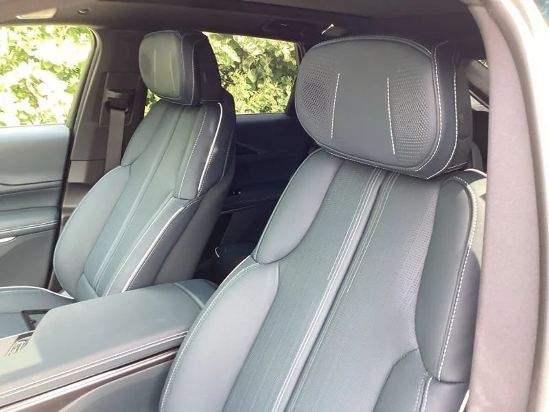 2026 Cadillac LYRIQ Signature Luxury - Photo 13