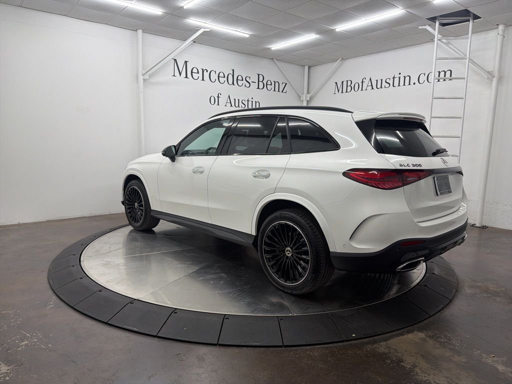 Used 2026 White Mercedes-Benz GLC 300 image 5
