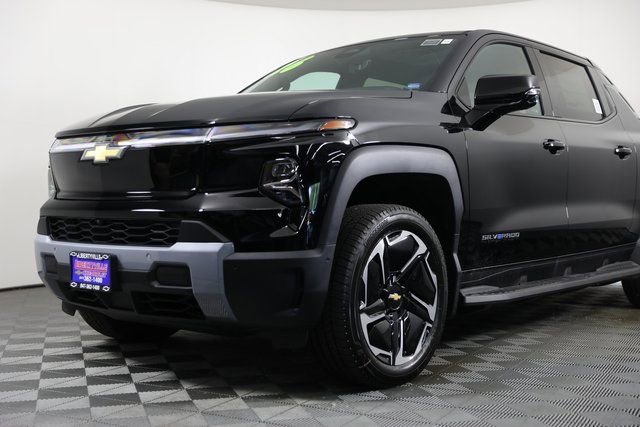 2026 Chevrolet Silverado EV LT - Photo 25