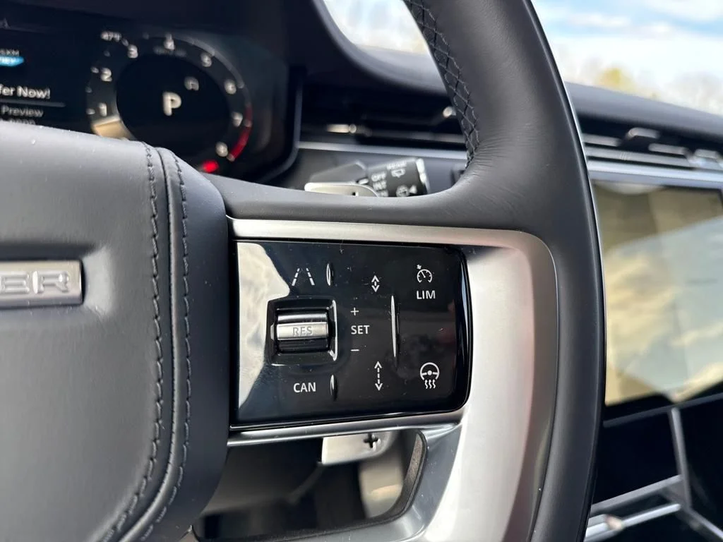 2025 Land Rover Range Rover SE - Photo 20