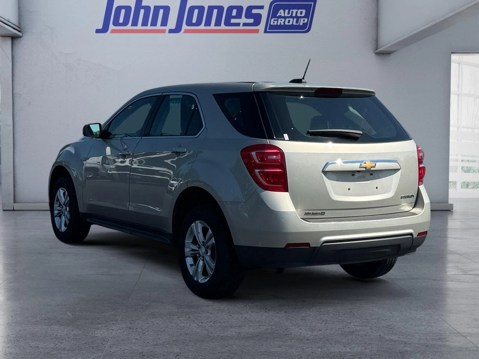 Used 2016 CHAMPAGNE SILVER METALLIC Chevrolet LS image 3