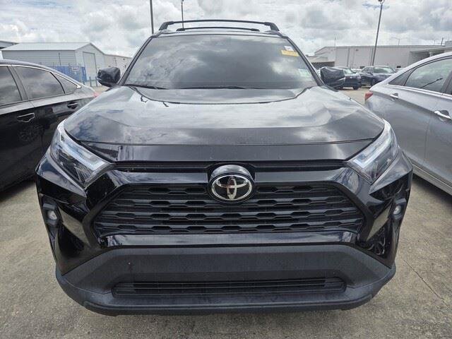 Used 2022 Midnight Black Metallic Toyota XLE Premium image 2