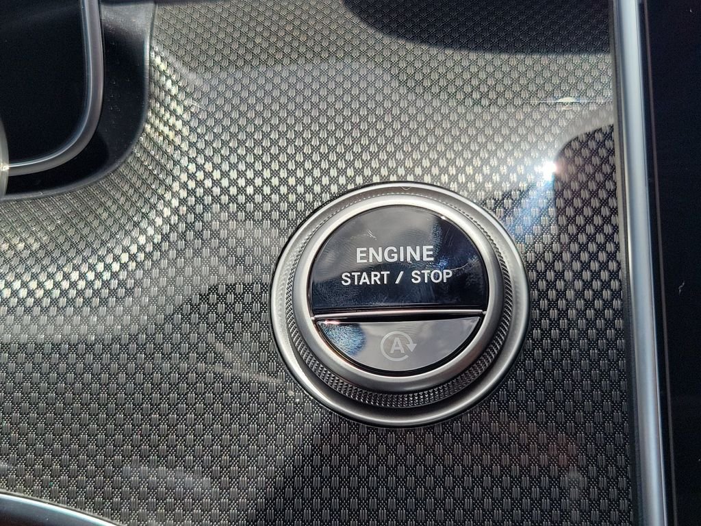 New 2026 Obsidian Black Metallic Mercedes-Benz CLE 300 image 27