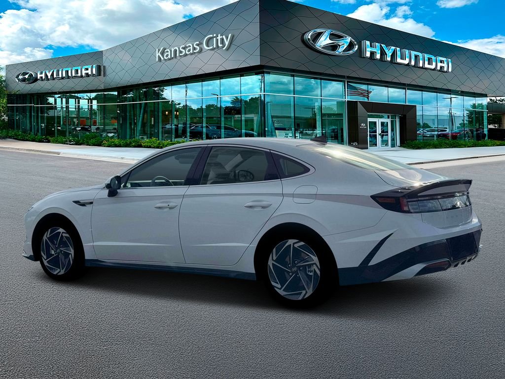 New 2026 Serenity White Hyundai SEL Sport image 4