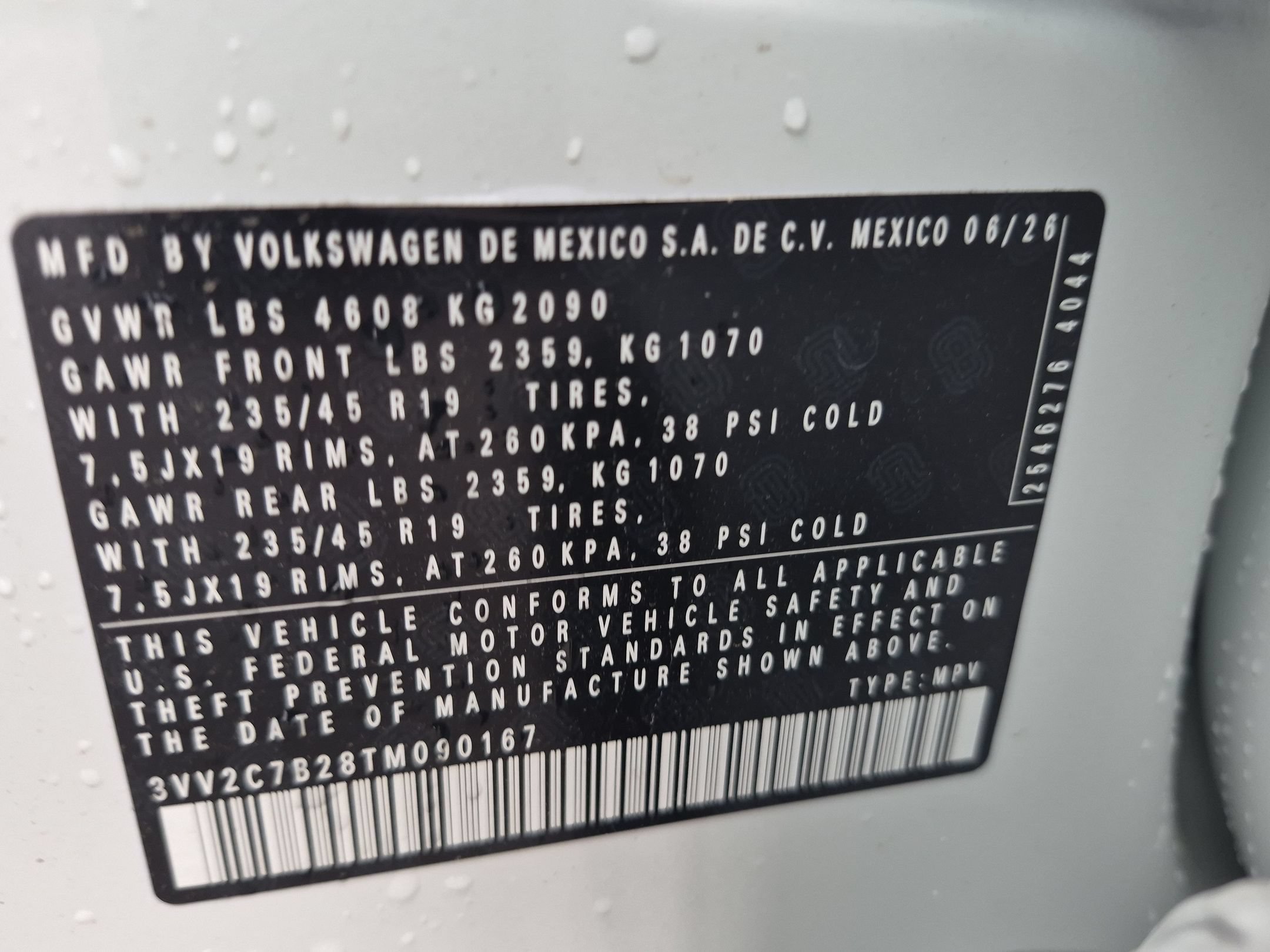 New 2026 Pure White w/Deep Blk Rf Volkswagen SE Black image 16