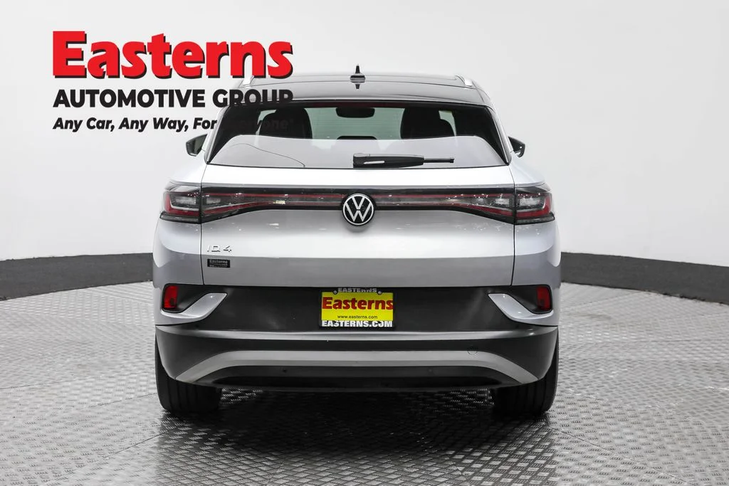 Used 2021 Silver Volkswagen Pro S image 6