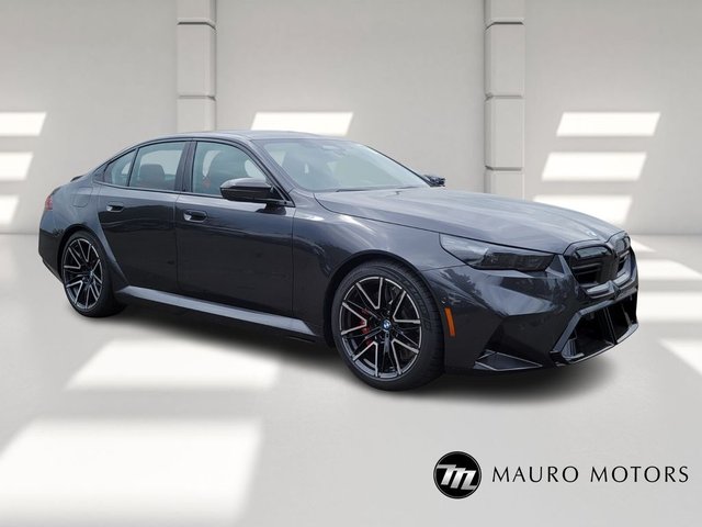 2026 BMW M5