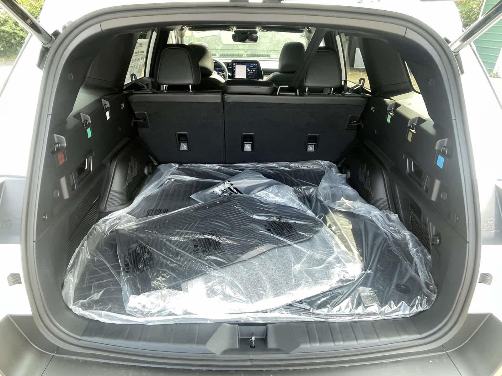 New 2026 Crystal White Pearl Subaru Limited image 19