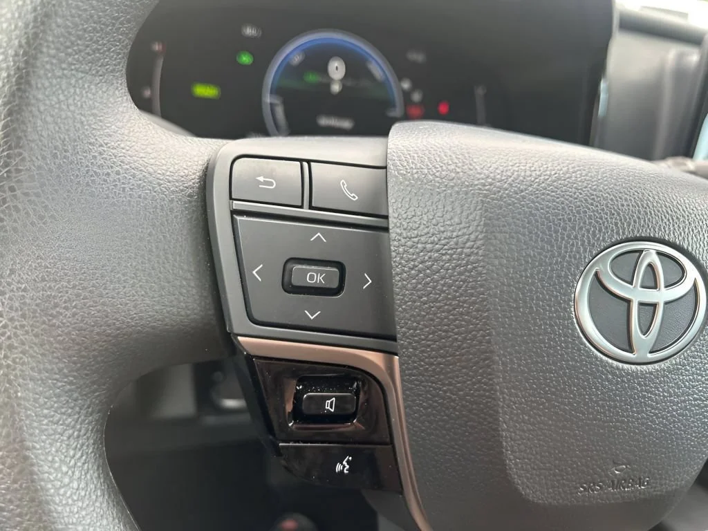 Used 2026 Underground Toyota LE image 21