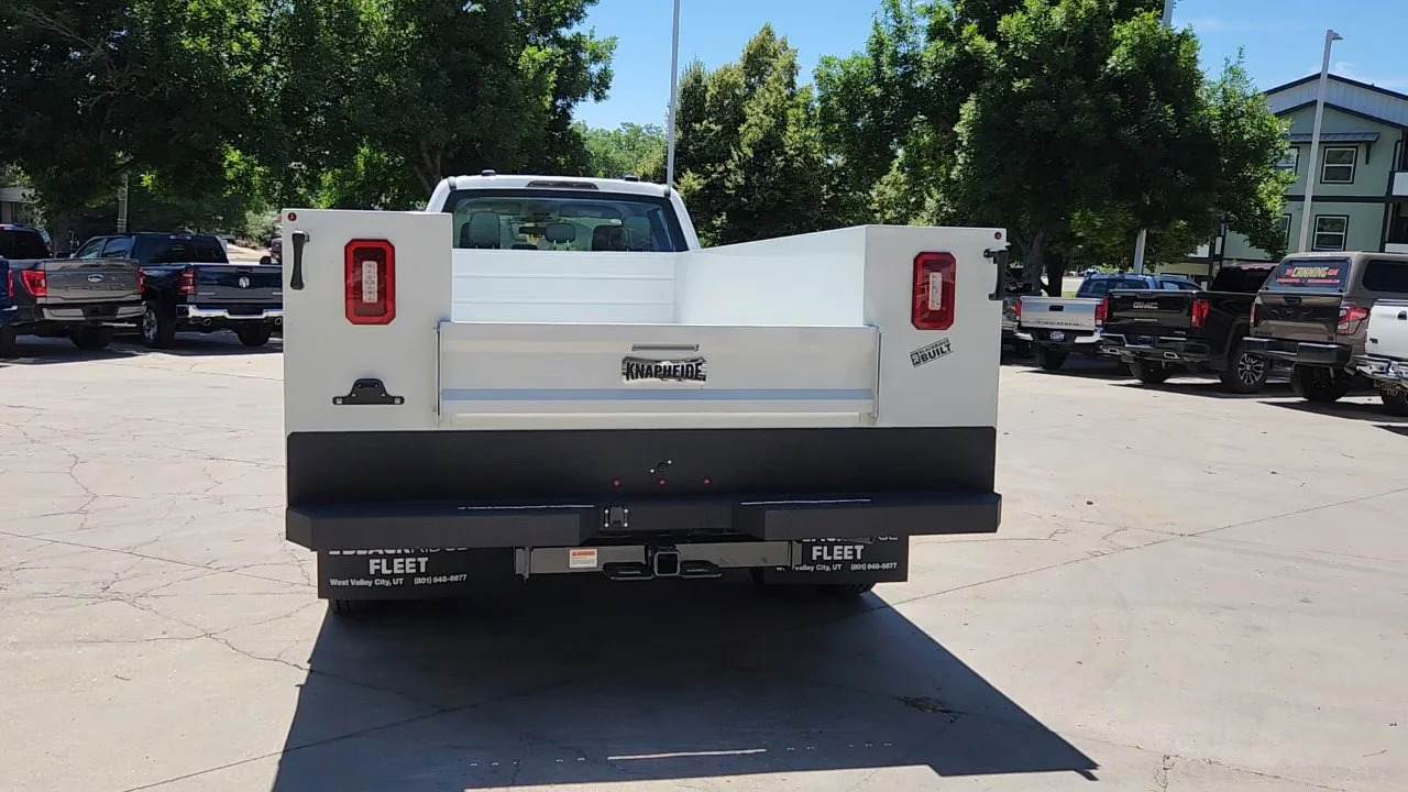 2025 Ford F-550 Super Duty Chassis Cab XL - Photo 8