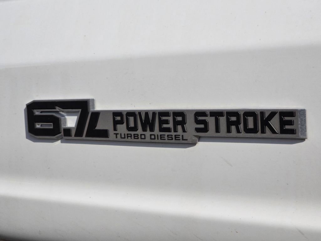 New 2026 Oxford White Ford XL image 26