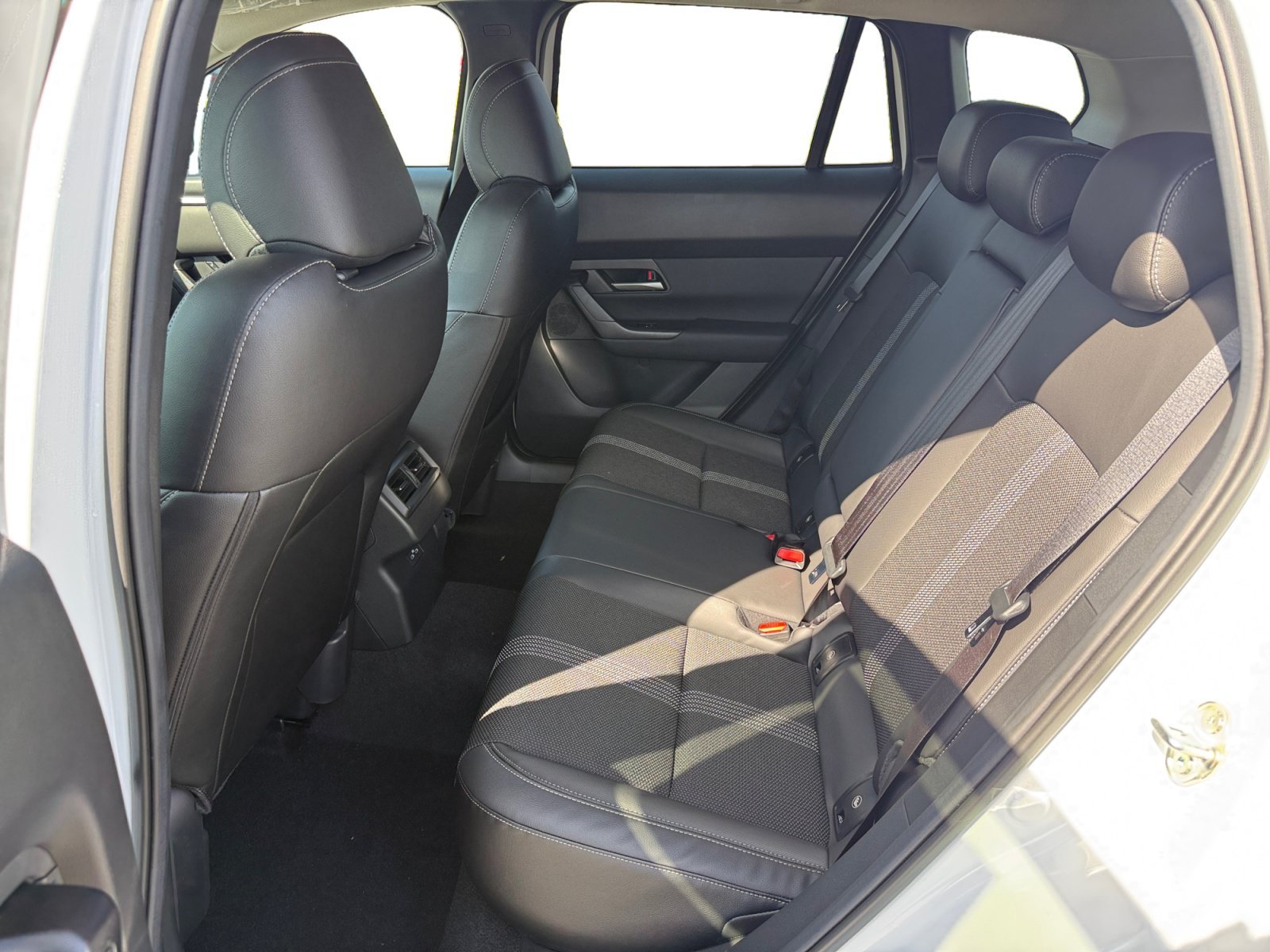 New 2026 Wind Chill Pearl Mazda 2.5 S Select image 16