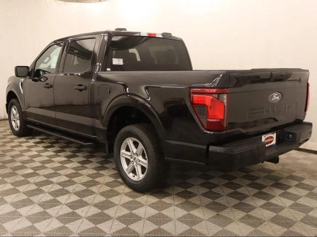 Used 2026 Agate Black Metallic Ford XLT image 22
