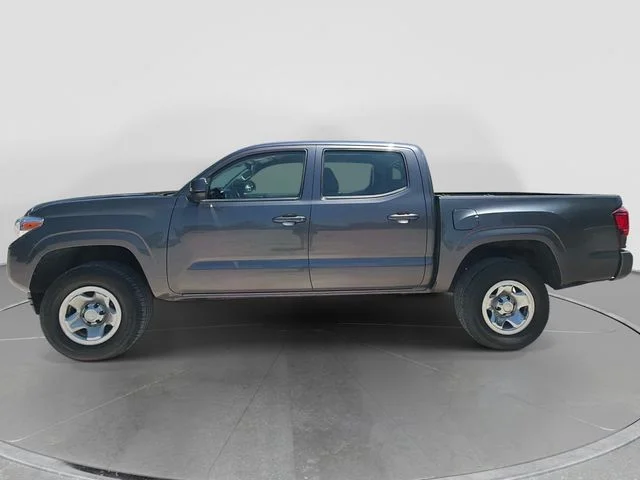 Used 2018 Gray Toyota SR image 7