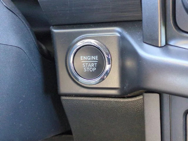 Used 2024 Red Ford XLT image 26