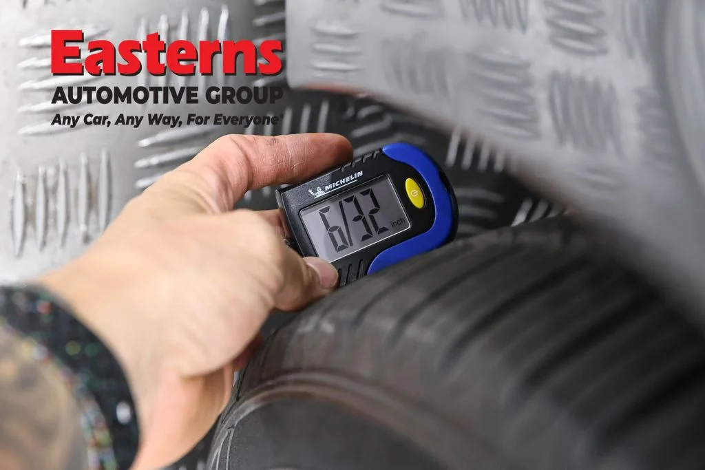 Used 2023 Gray Nissan SV image 28