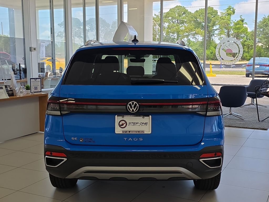 New 2026 Blue Volkswagen 1.5T SE image 5