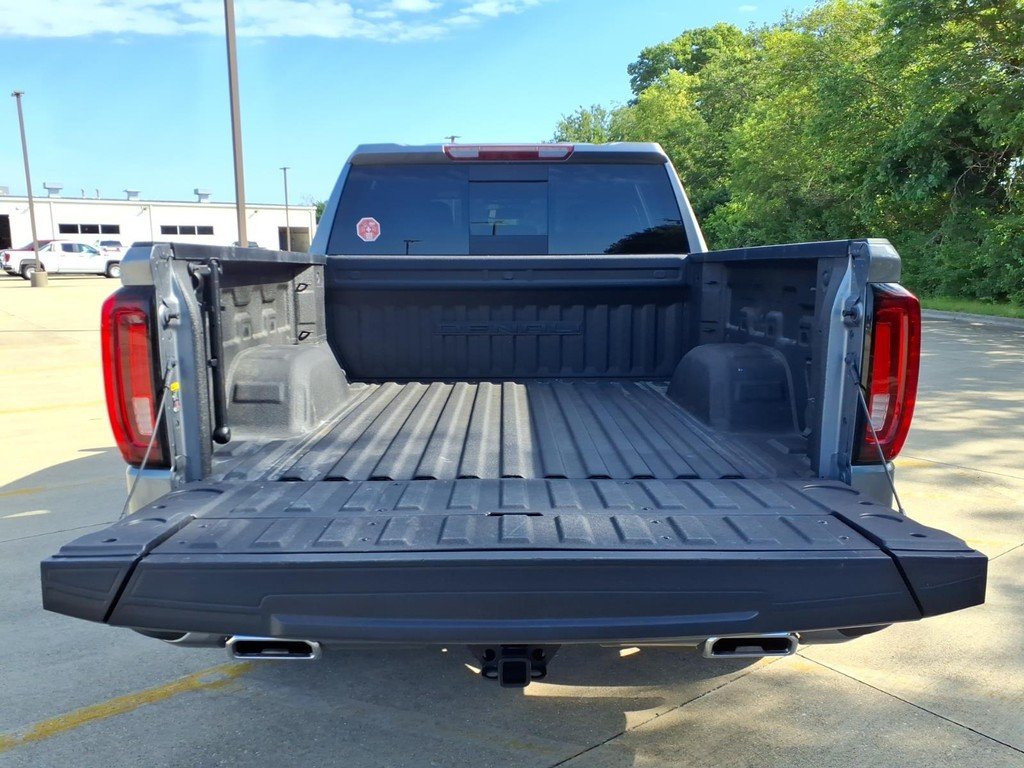 Used 2021 Satin Steel Met GMC 4WD Denali Crew Cab image 18