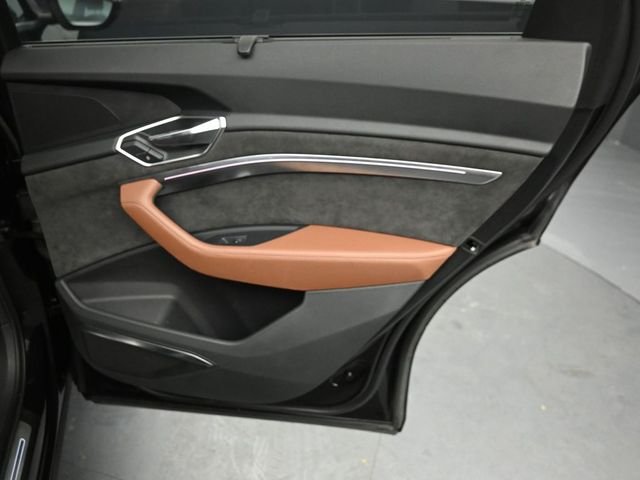 2019 AUDI E-TRON - Image 28